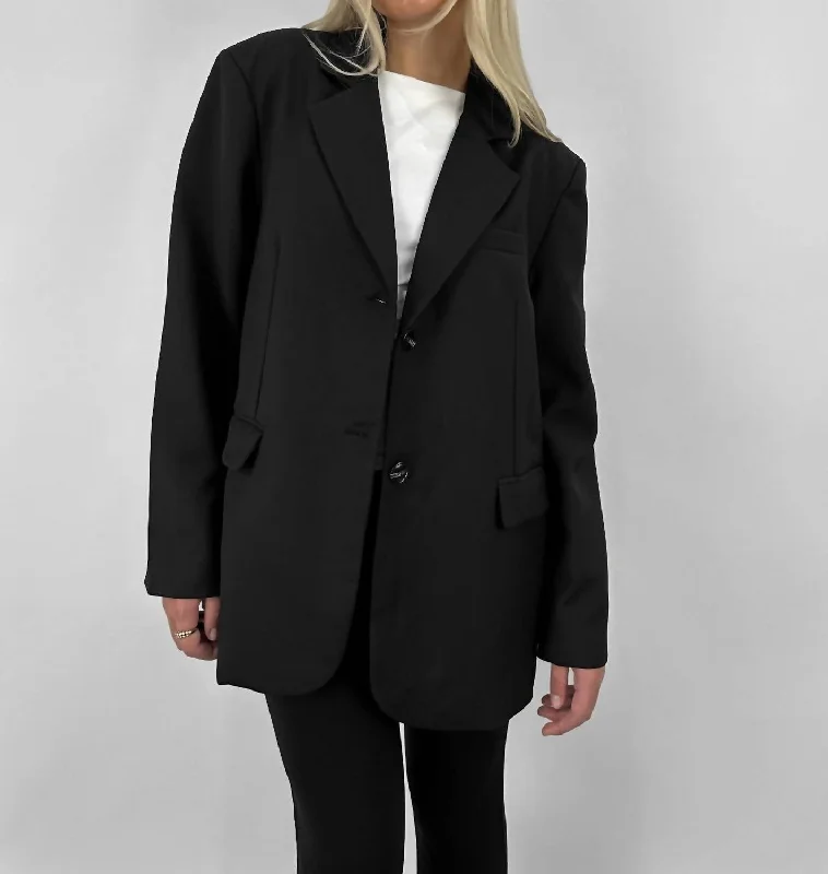 Oversized Menswear Blazer In Black Minimalist Blazer Look