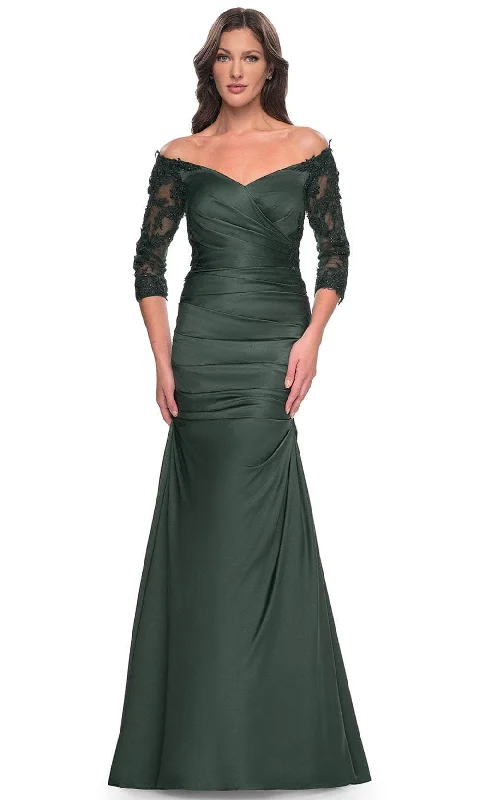 La Femme 30853 - Off Shoulder Satin Evening Dress Y2K unclassified dresses